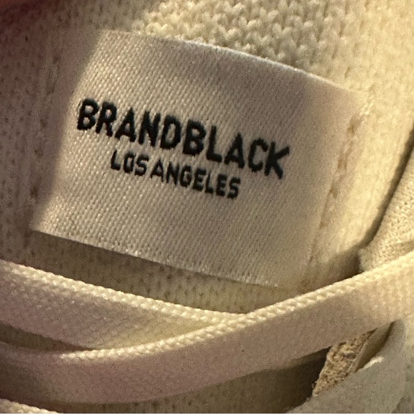 Women’s US 7 Brandblack OG-Aura 130 White Sneakers some discoloration, see pics - Picture 5 of 7